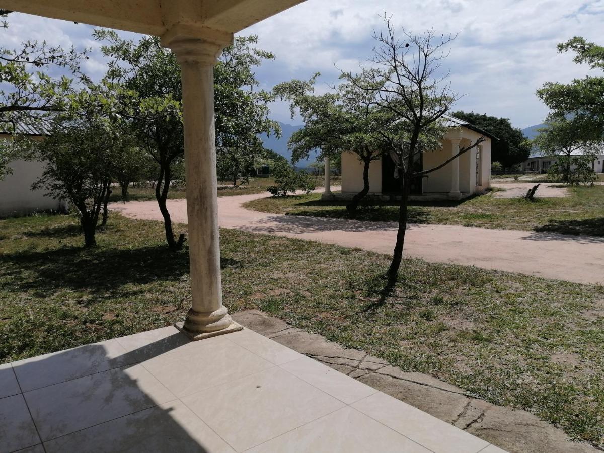 Moholoholo Lodge Acornhoek 외부 사진